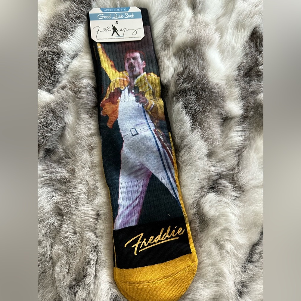 NWT Freddy Mercury ⭐️⭐️adult shoe size 8-13 Lucky Socks